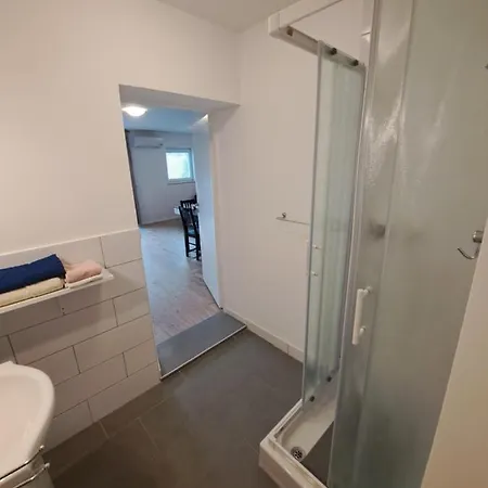 Pronavtik Apartment *