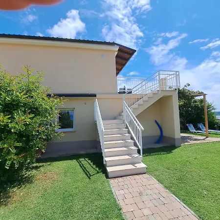 Apartman Pronavtik *