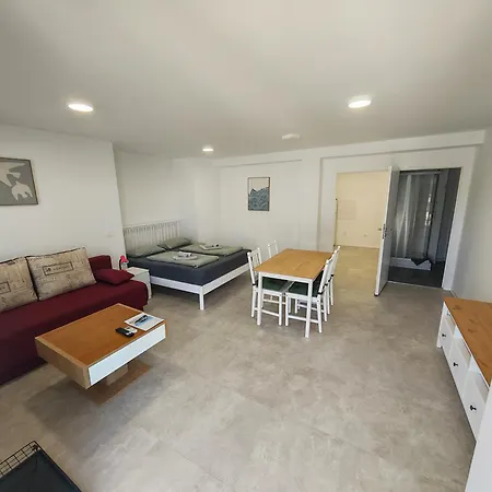 Pronavtik Apartman *
