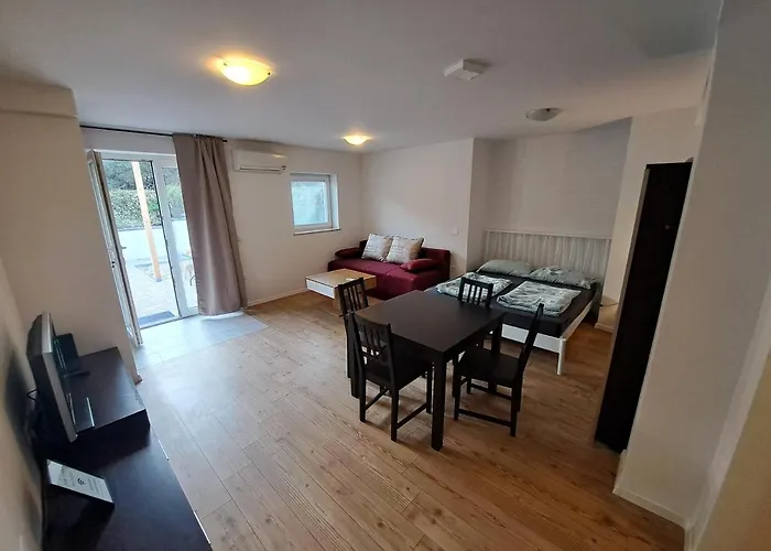 아파트먼트 프로나우티크 피란