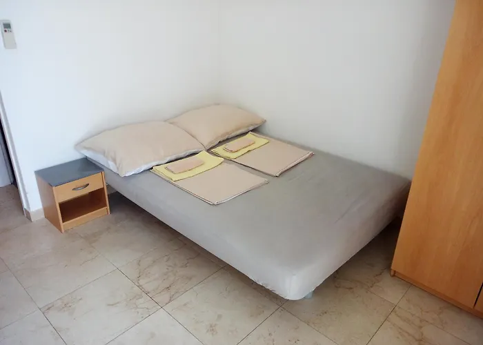 아파트 아파트먼트 프로나우티크 *