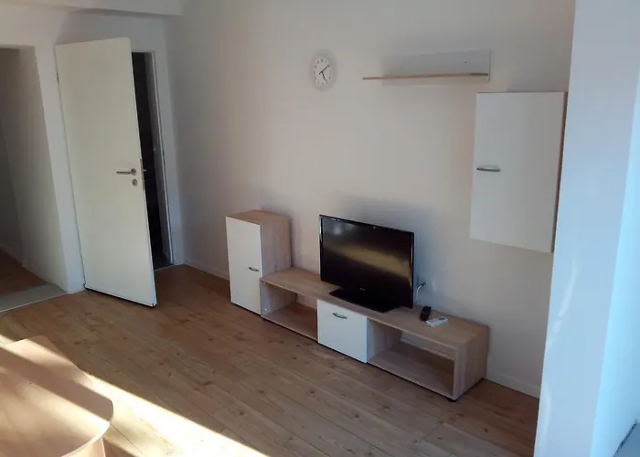 아파트 아파트먼트 프로나우티크 *